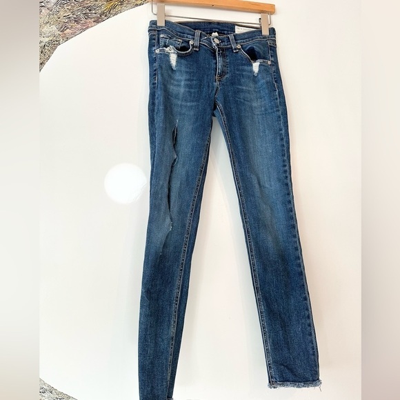 Rag and Bone destroyed skinny jeans 26 - Picture 1 of 3